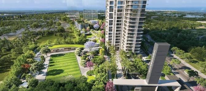 Tower overlooking the central green at Indiabulls Sector 104